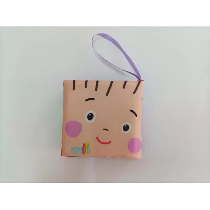 کتاب پارچه ای نی نی من قشنگه (تک زبانه)